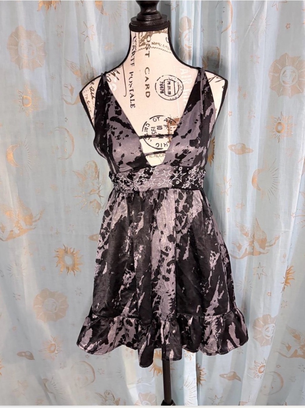 Women's Black and Gray Sleeveless V-Neck Mini Summer Dress open strappy back